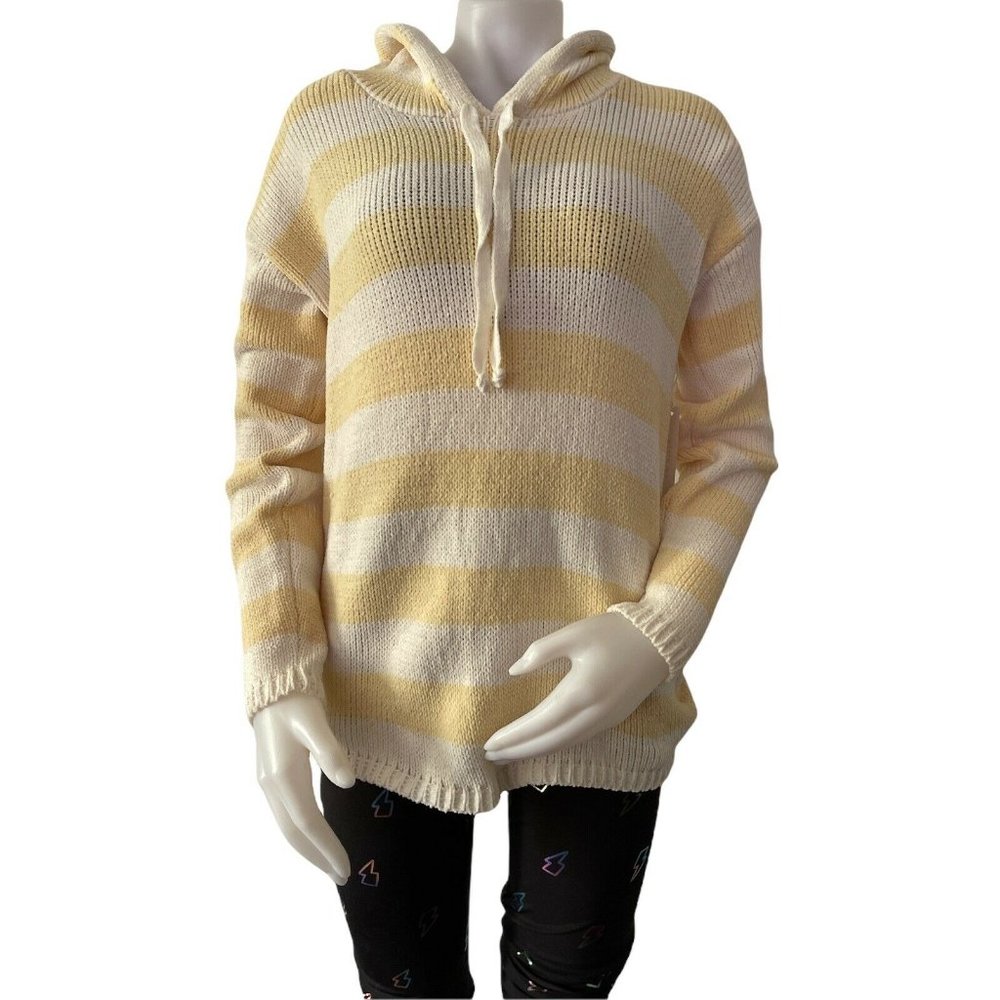 🌹Juniors Women’s Knit hoodie sweater Size S Style Me Striped Ivory/Banana